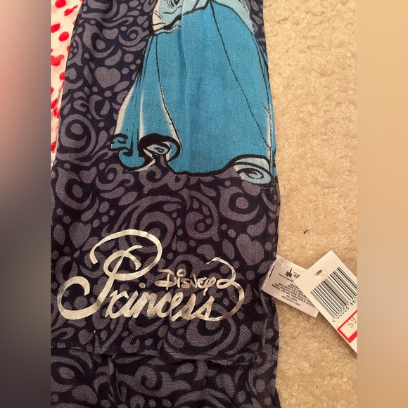 Disney Scarves - Picture 6 of 8